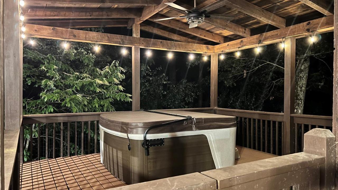 Mistletoe Cabin- Private Cabin W Views, Hottub, Pet Friendly マーフィ エクステリア 写真